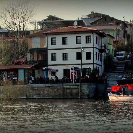 Faik Bey Konagi Bed and Breakfast Golyazi Εξωτερικό φωτογραφία