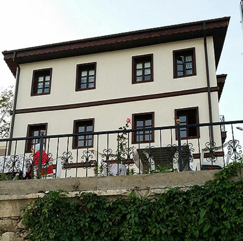 Faik Bey Konagi Bed and Breakfast Golyazi Εξωτερικό φωτογραφία
